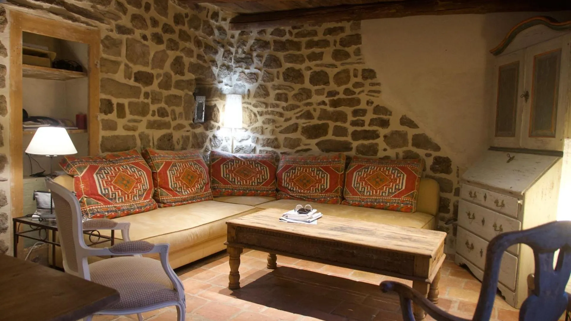 Les Iris Des Rieux Villa Les Salelles 0*,