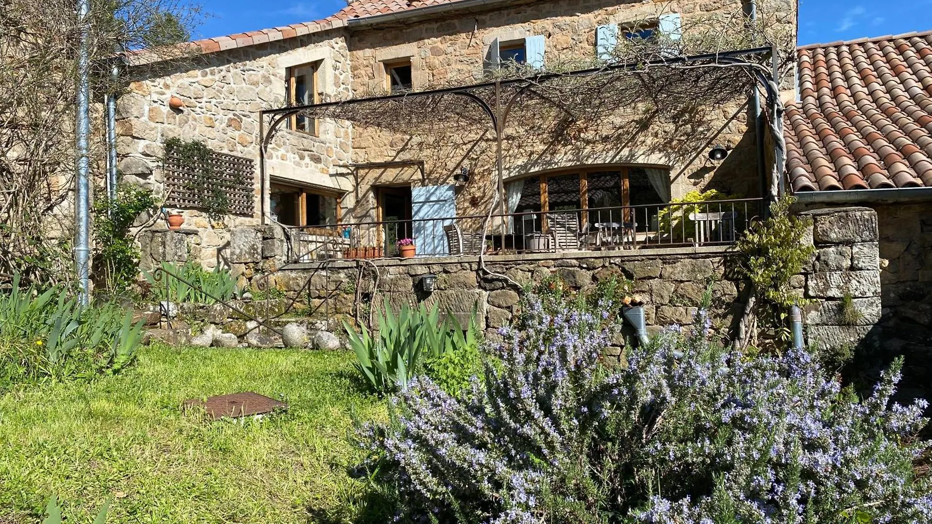 Les Iris Des Rieux Villa Les Salelles